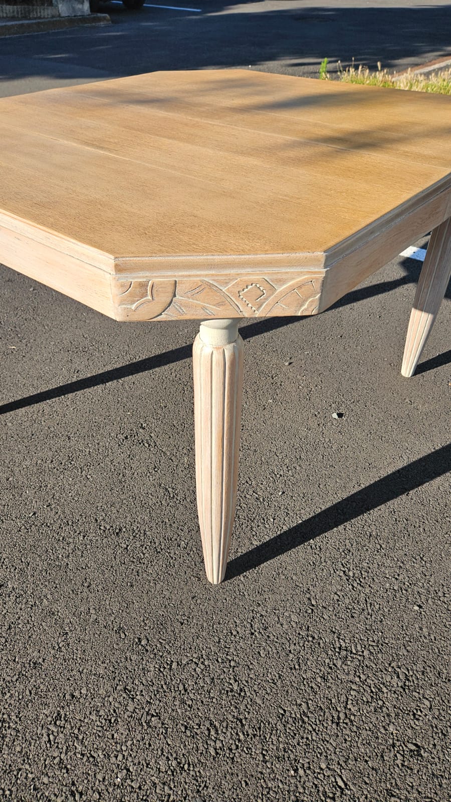 Table octogonale