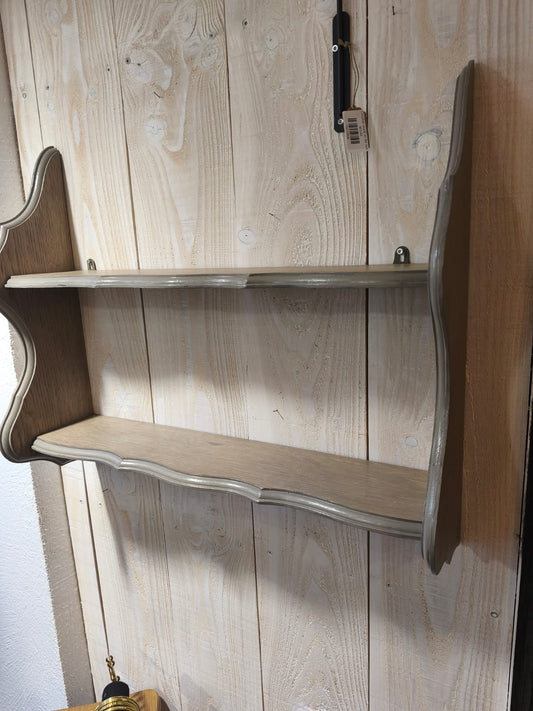 Etagère rénovée