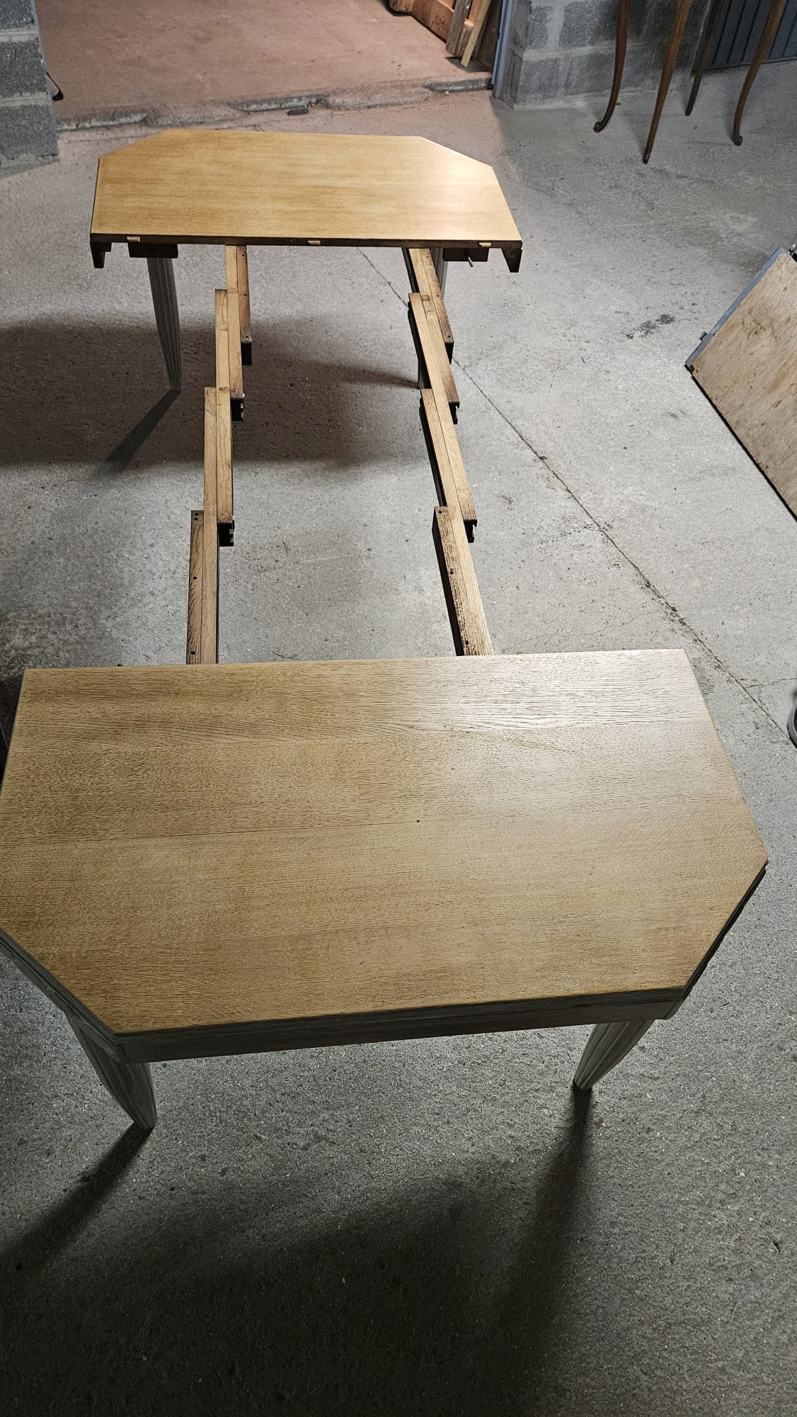 Table octogonale