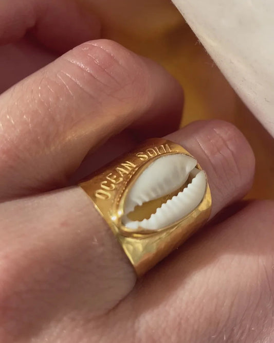 grosse bague coquillage coque