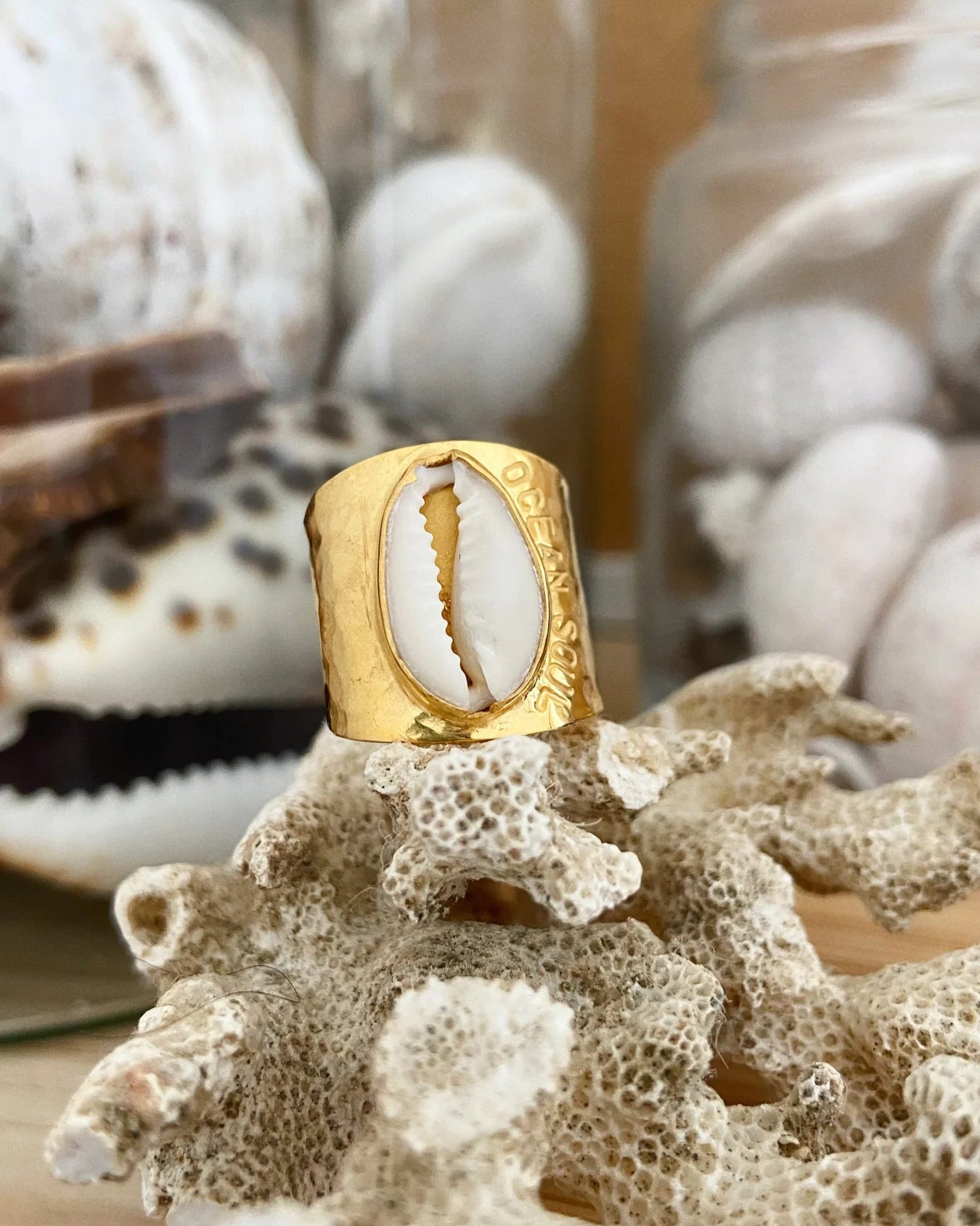 grosse bague coquillage coque