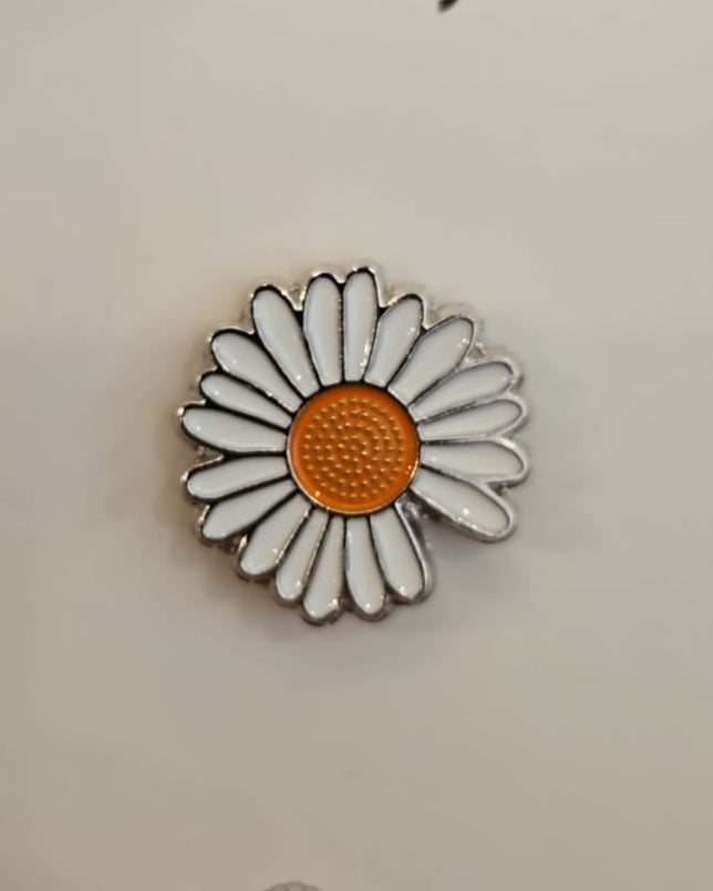 Pins Marguerite