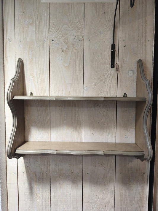 Etagère rénovée