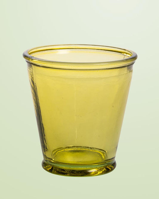 verre à eau jaune