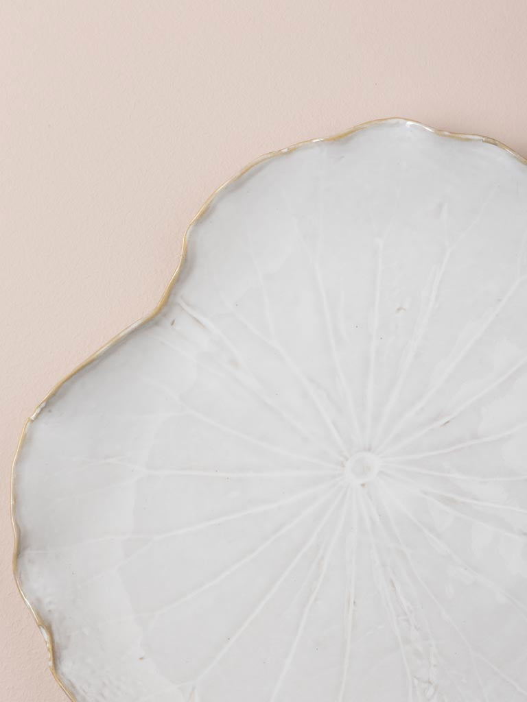 Assiette fleur de corail